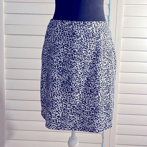 Coral Bay - Leopard Print Skort / Size 10
